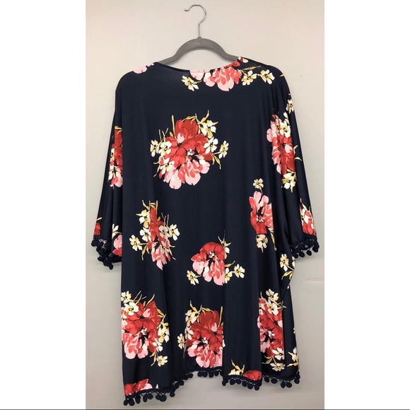 Ovwr size Ladies cardigan small-medium - Picture 2 of 7